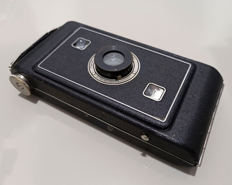1937 Kodak Jiffy Six-16 Series II - nuttakit.com